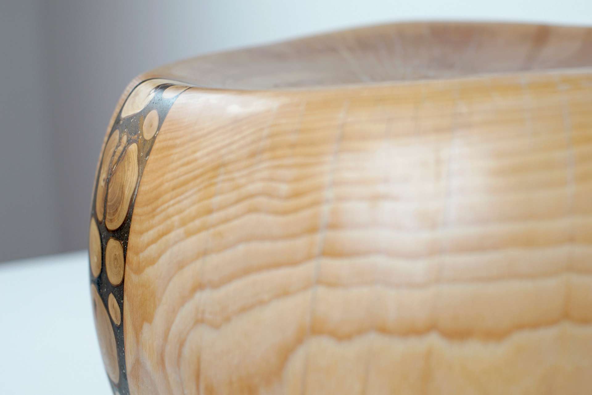 Logotowood - Olive cheese tabure4