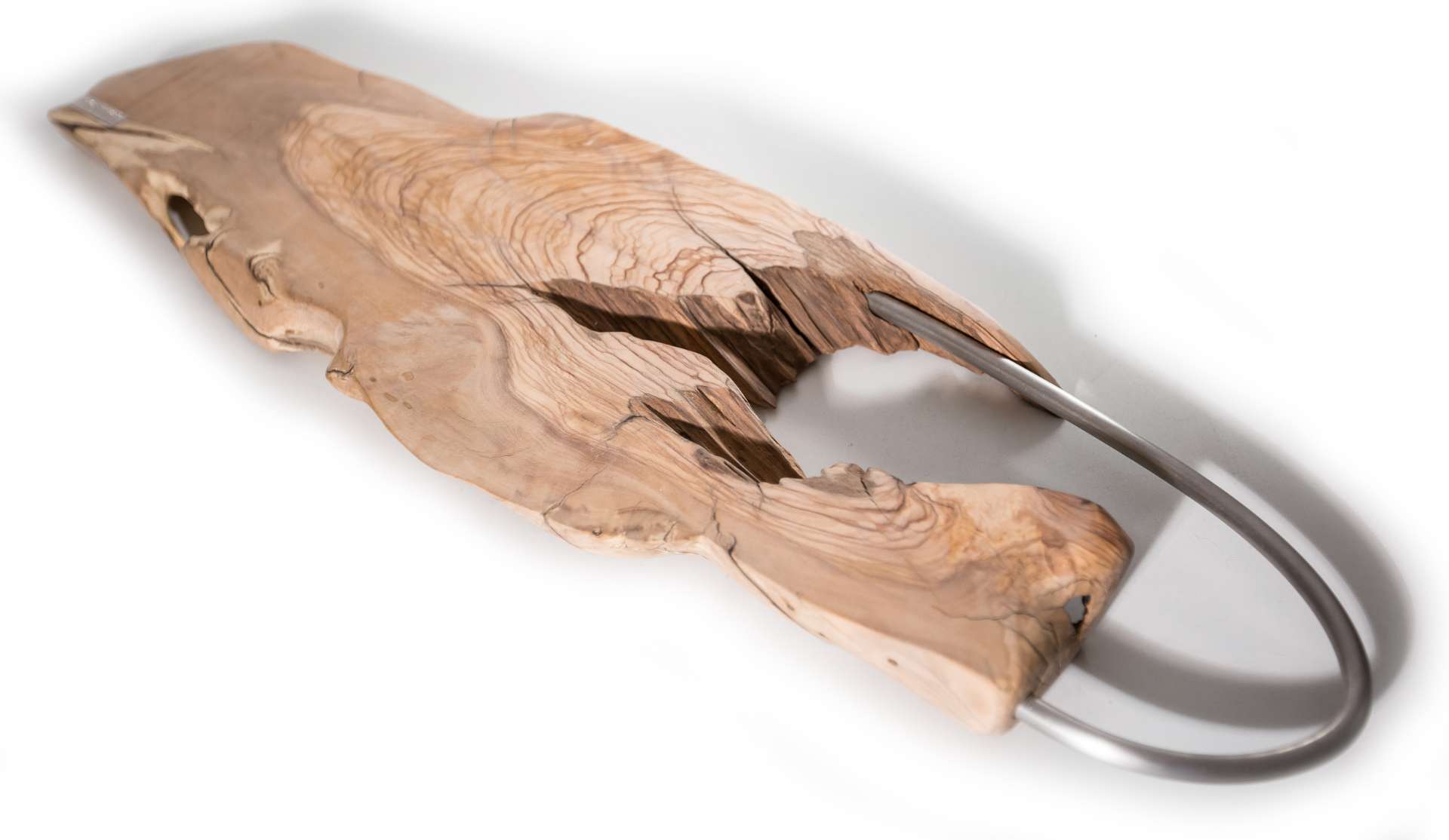 Logotowood - 1600 years old olive cutting board - BEND1